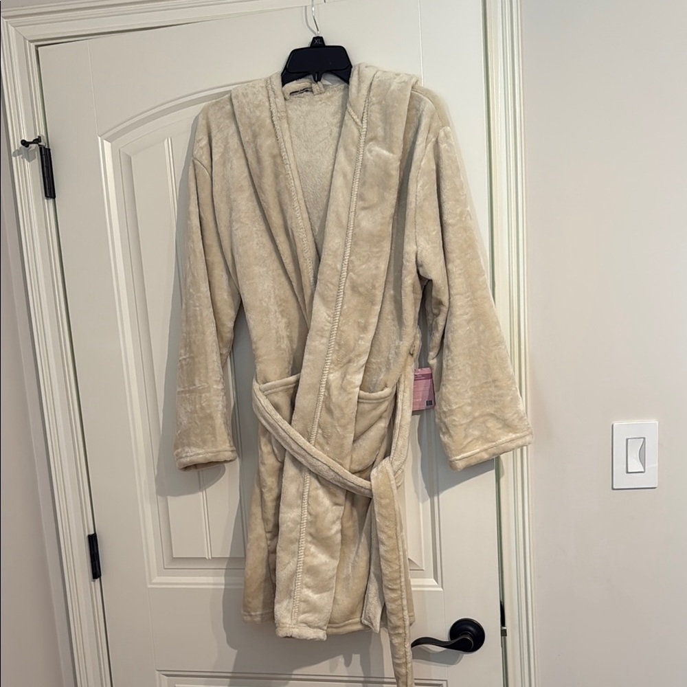 Cozy Cream Bathrobe